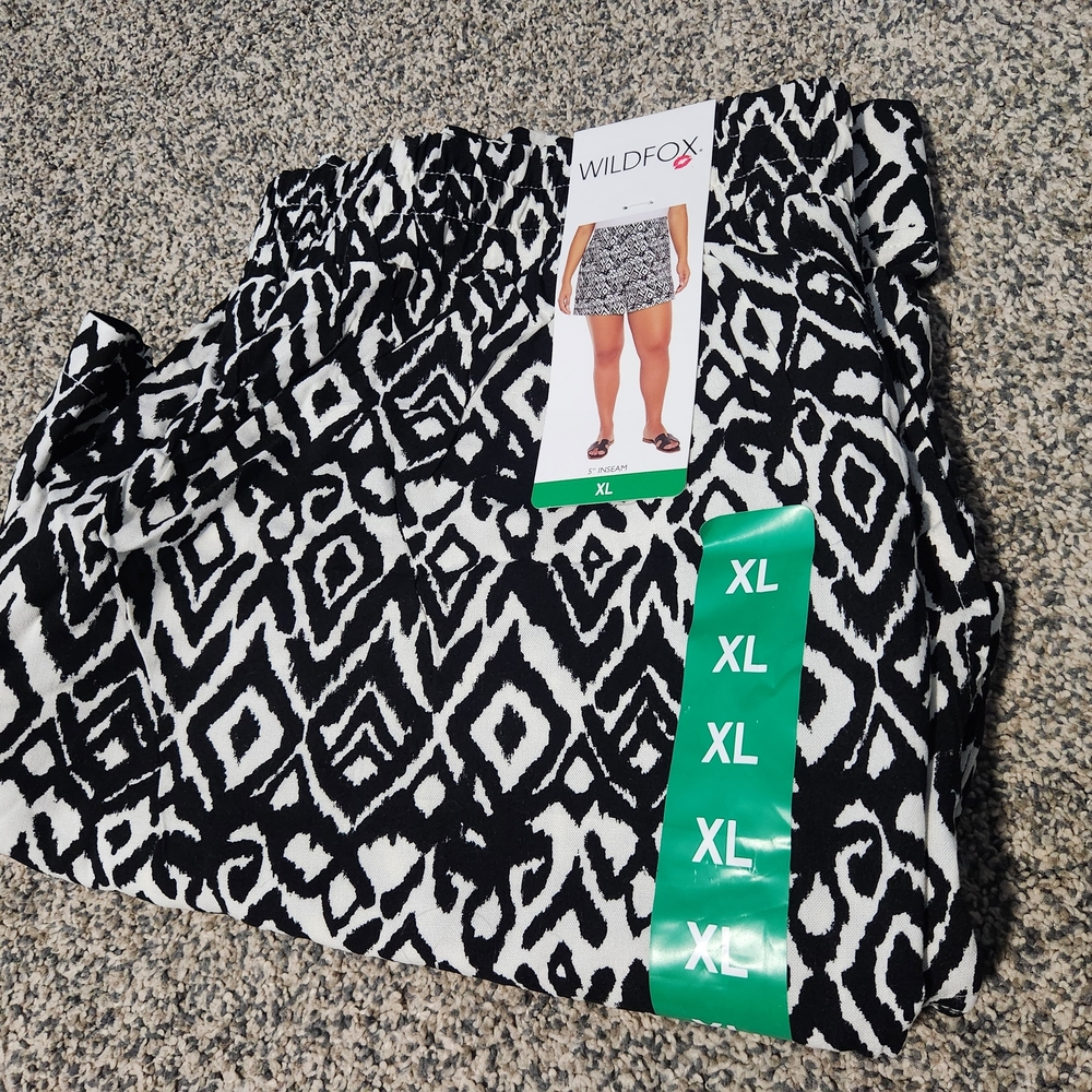 Wildfox High Waist Black and White Patterned Shorts